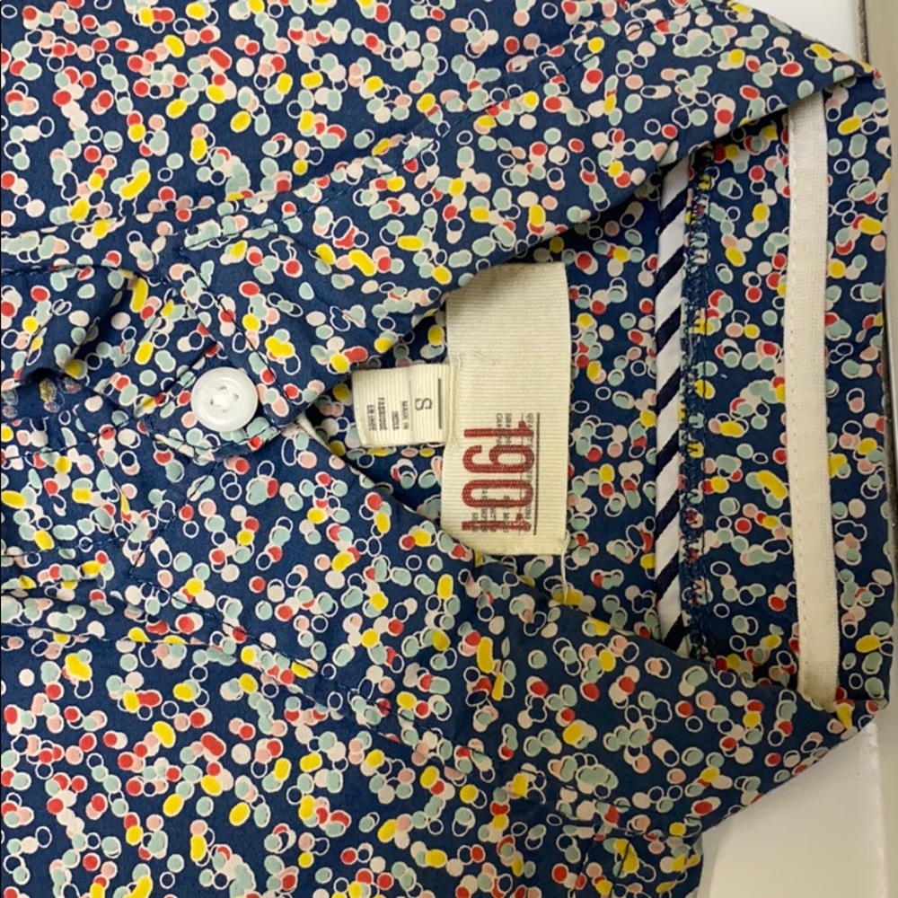 Short sleeve men’s button down